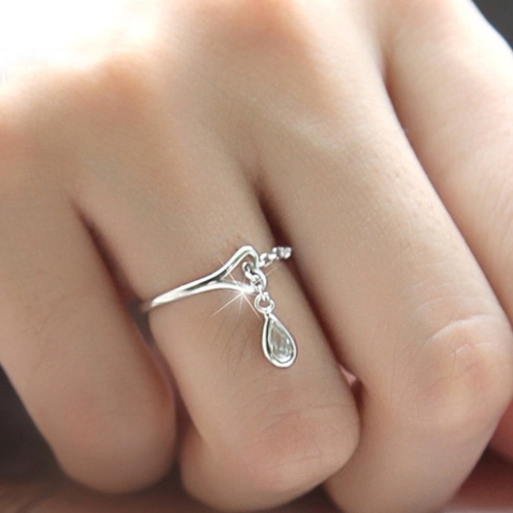 Sterling Silver Tear Drop/Heart Ring